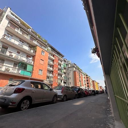 Residenza Elegante - A 5 Fermate Dal Duomo Villa Milan Luaran gambar